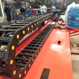 数控锯切套丝打磨生产线