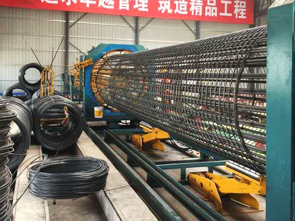 钢筋笼滚焊机加工钢筋笼的特点
