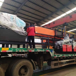 数控钢筋锯切镦粗套丝打磨生产线